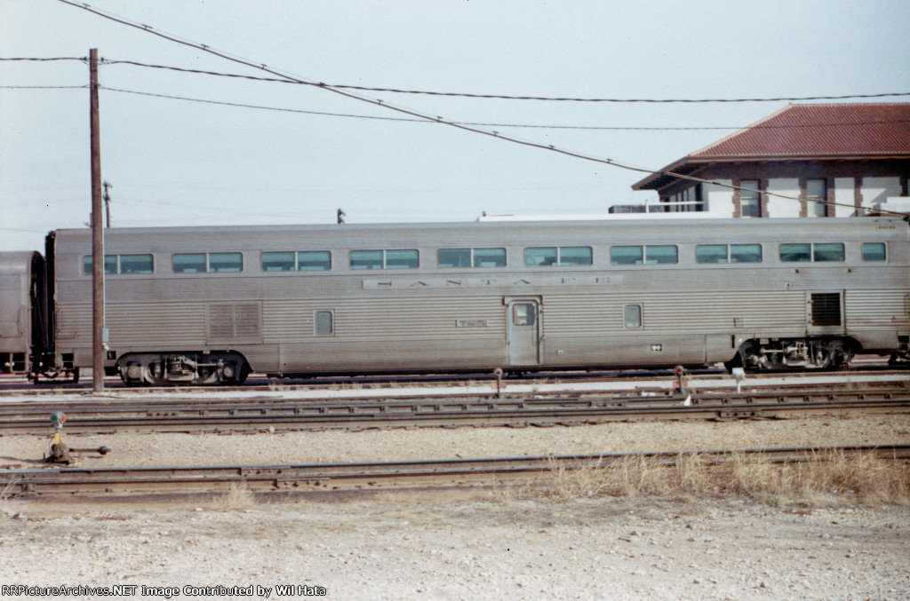 Santa Fe Hi-Level Coach 725